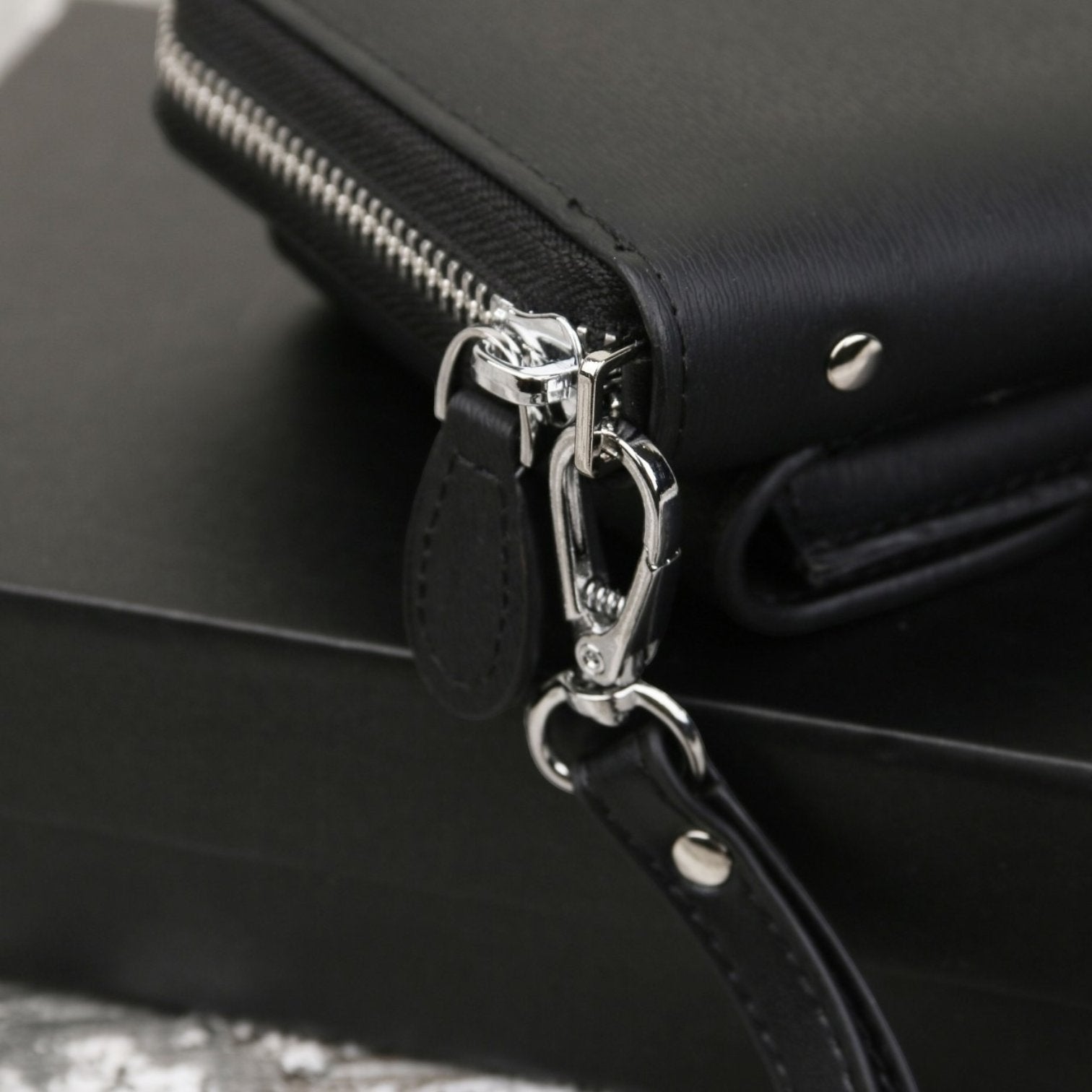 محفظة يد Tommy