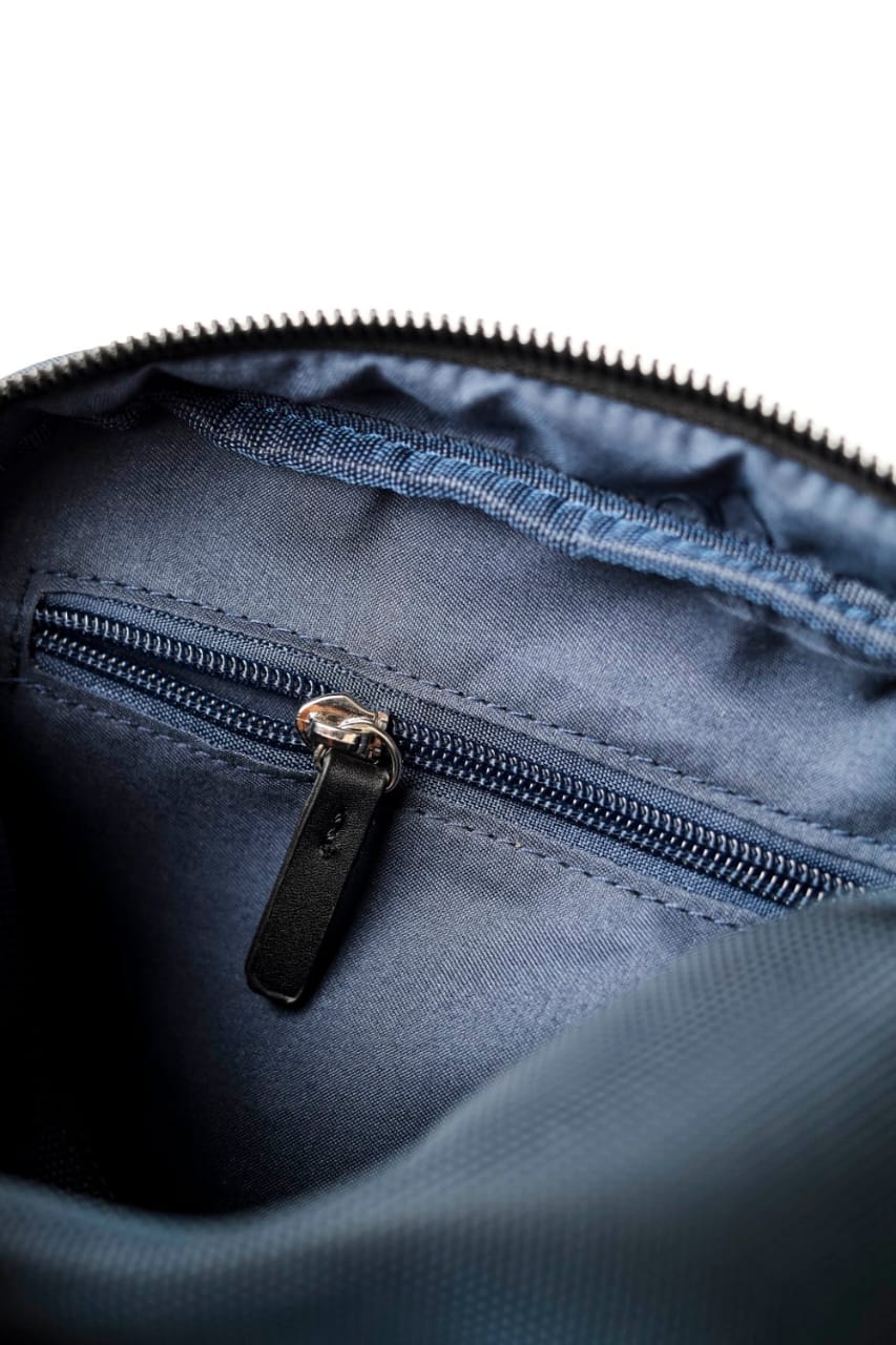 شنطة كروس Tommy