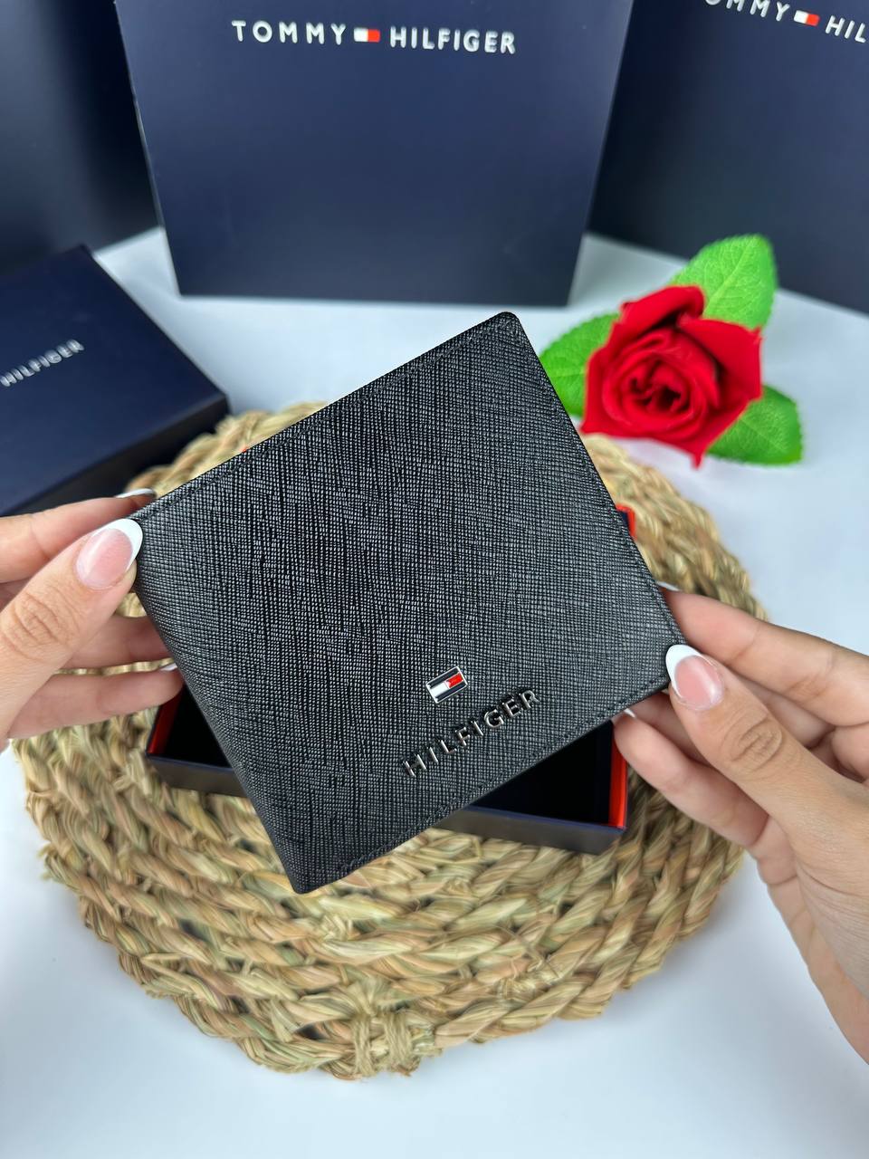 محفظة TOMMY