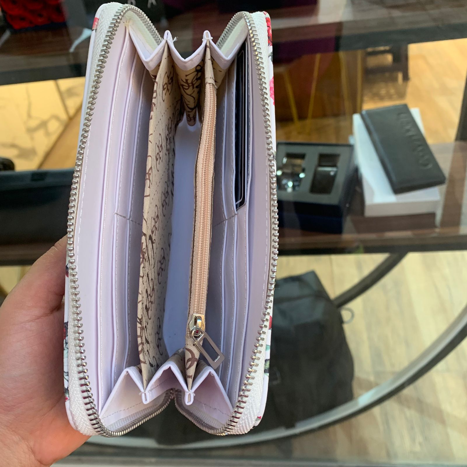 Wallet Guess Flower Big