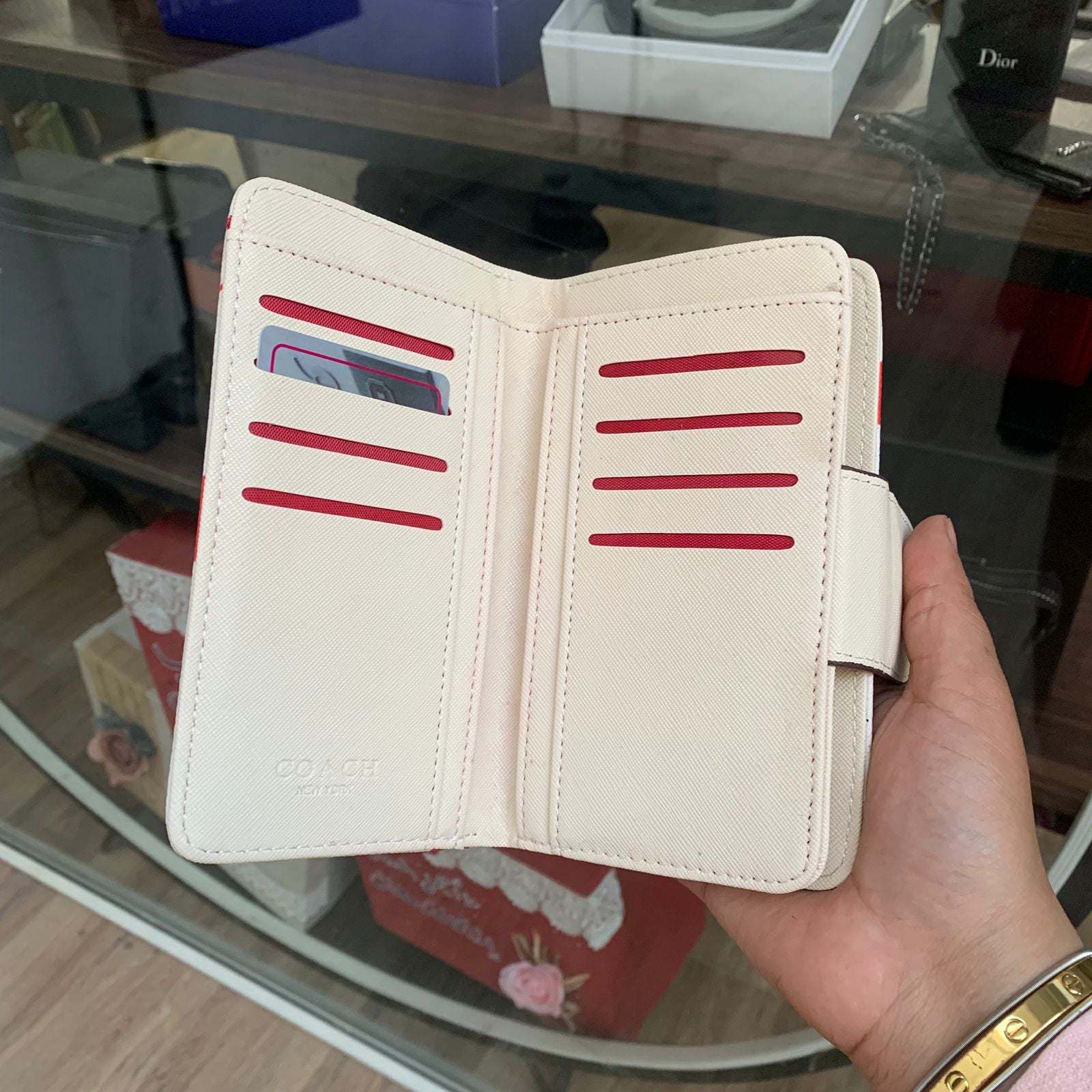 Wallet W co