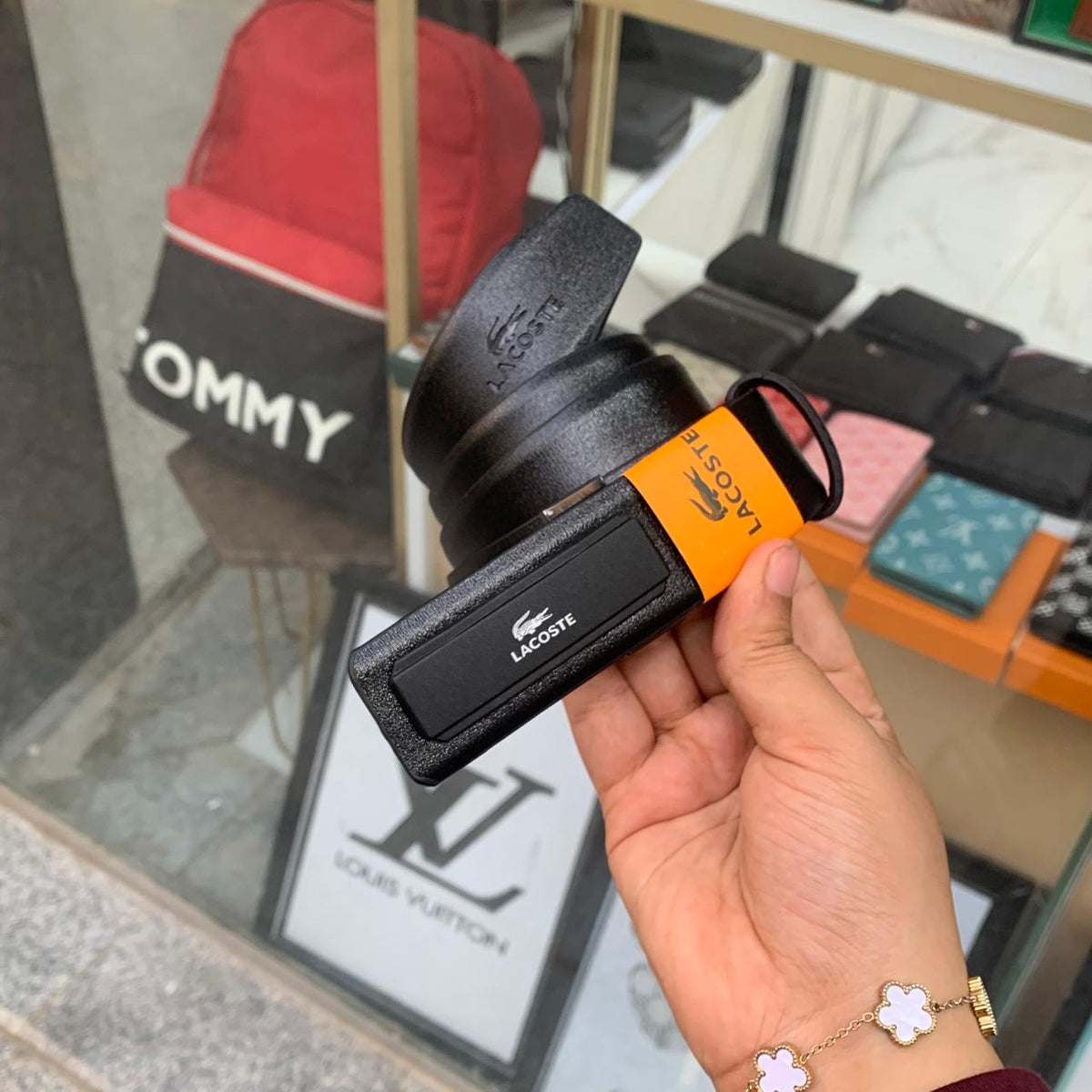 Belt La