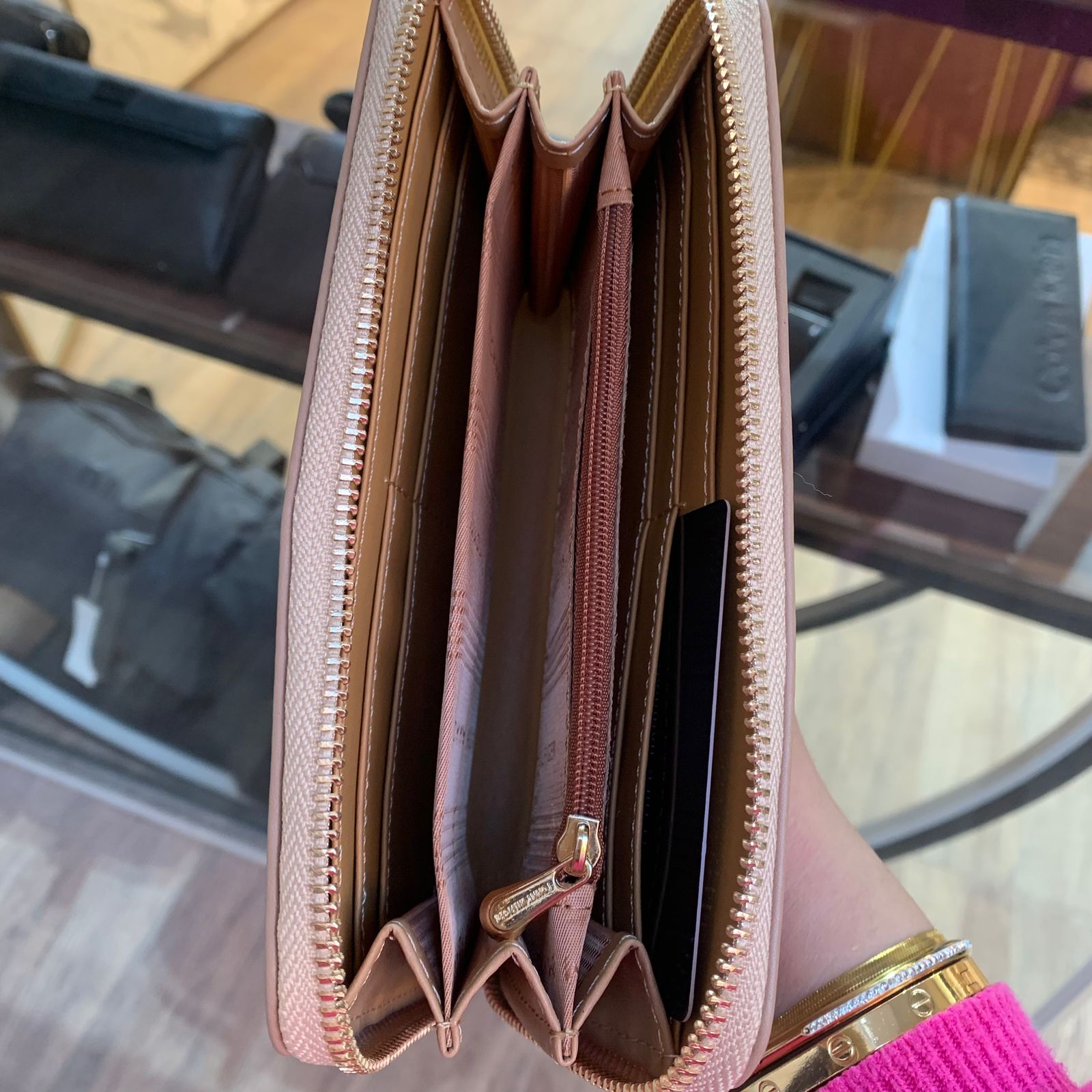 Large women's wallet Tommy