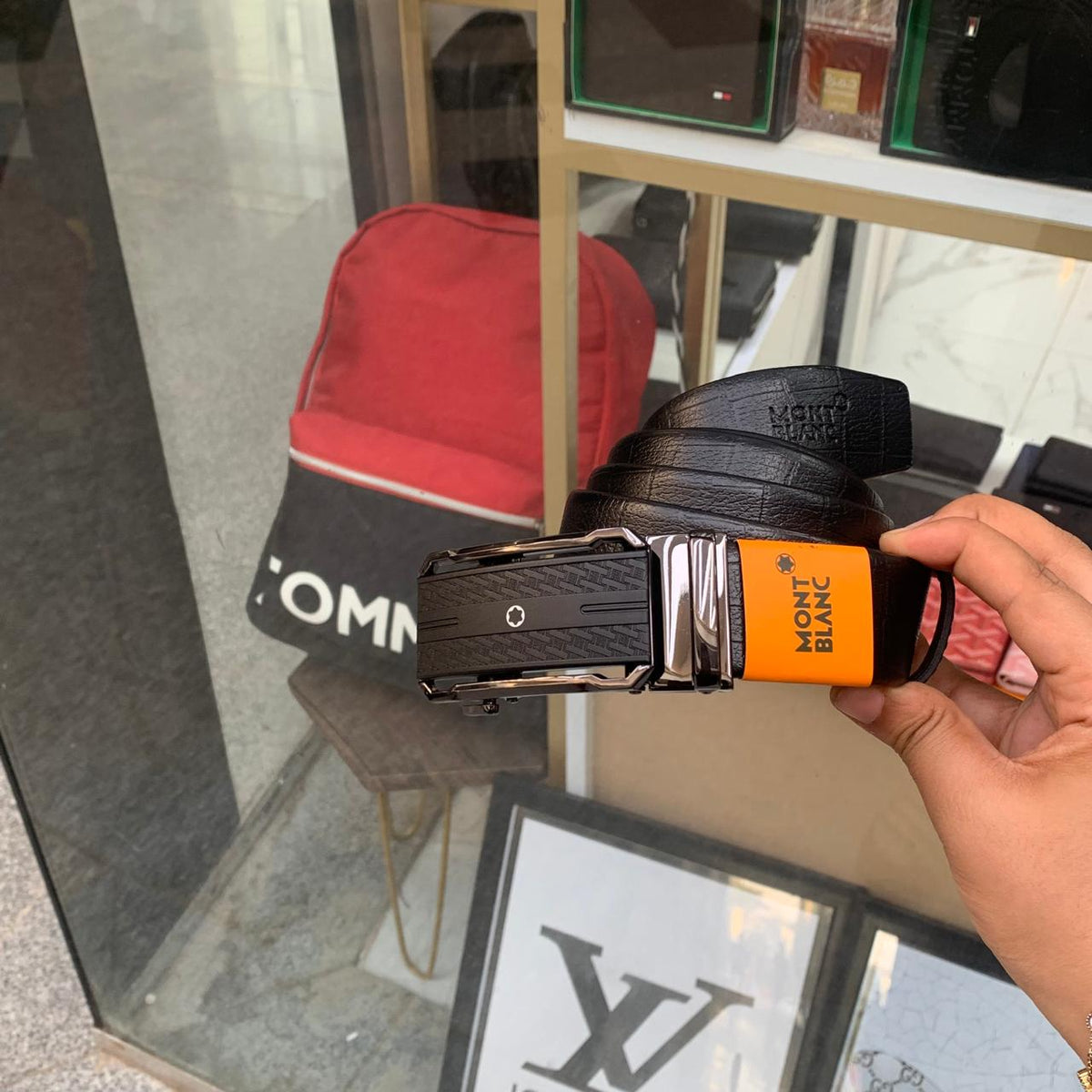Belt mo