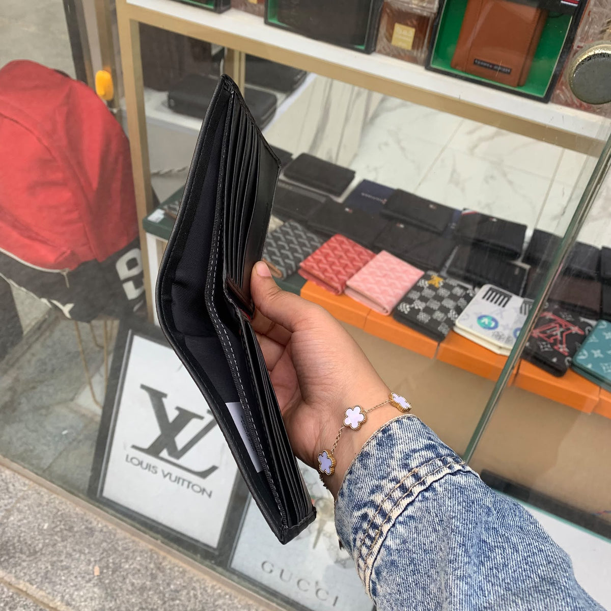 Wallet TM