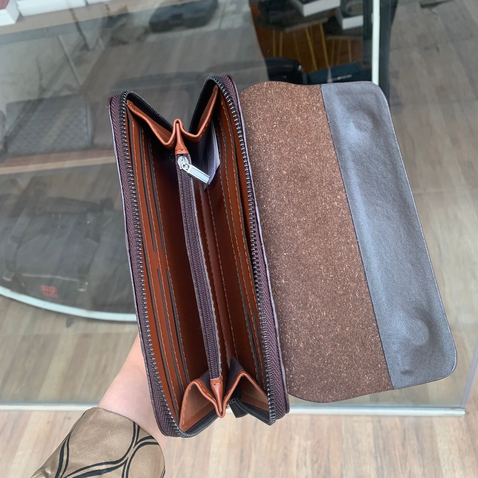Bag wallet coa 2