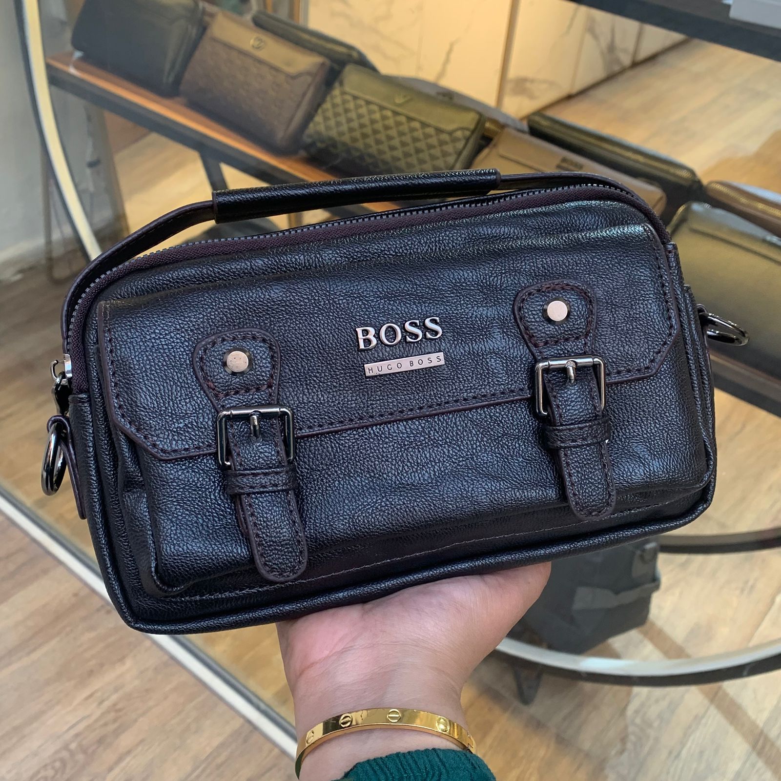 Bag boss
