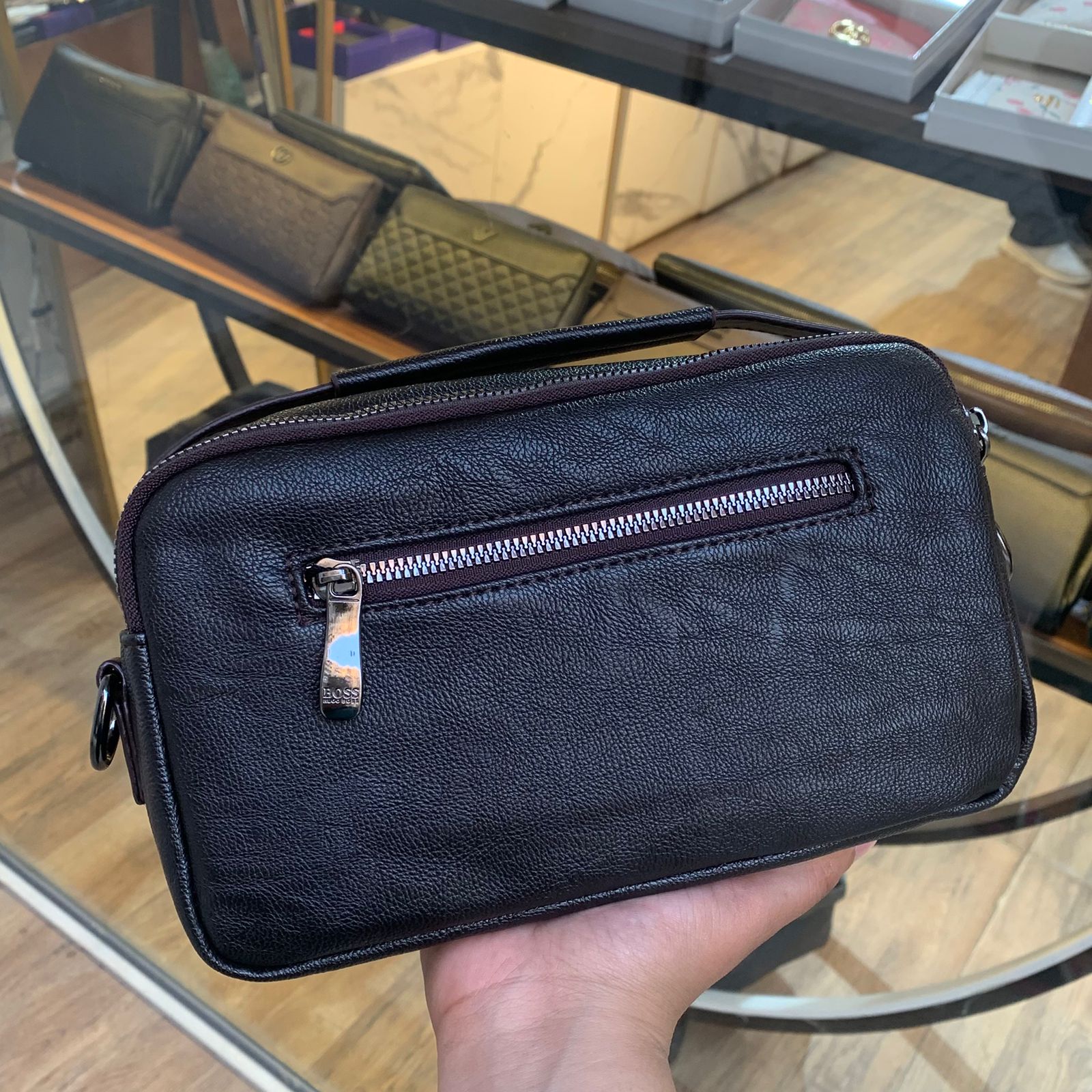 Bag boss