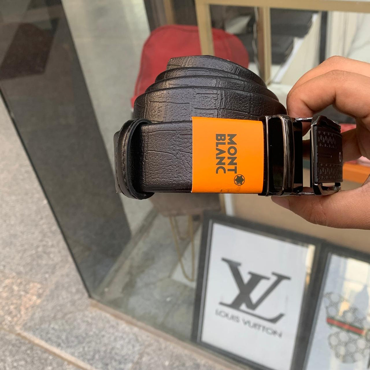 Belt mo