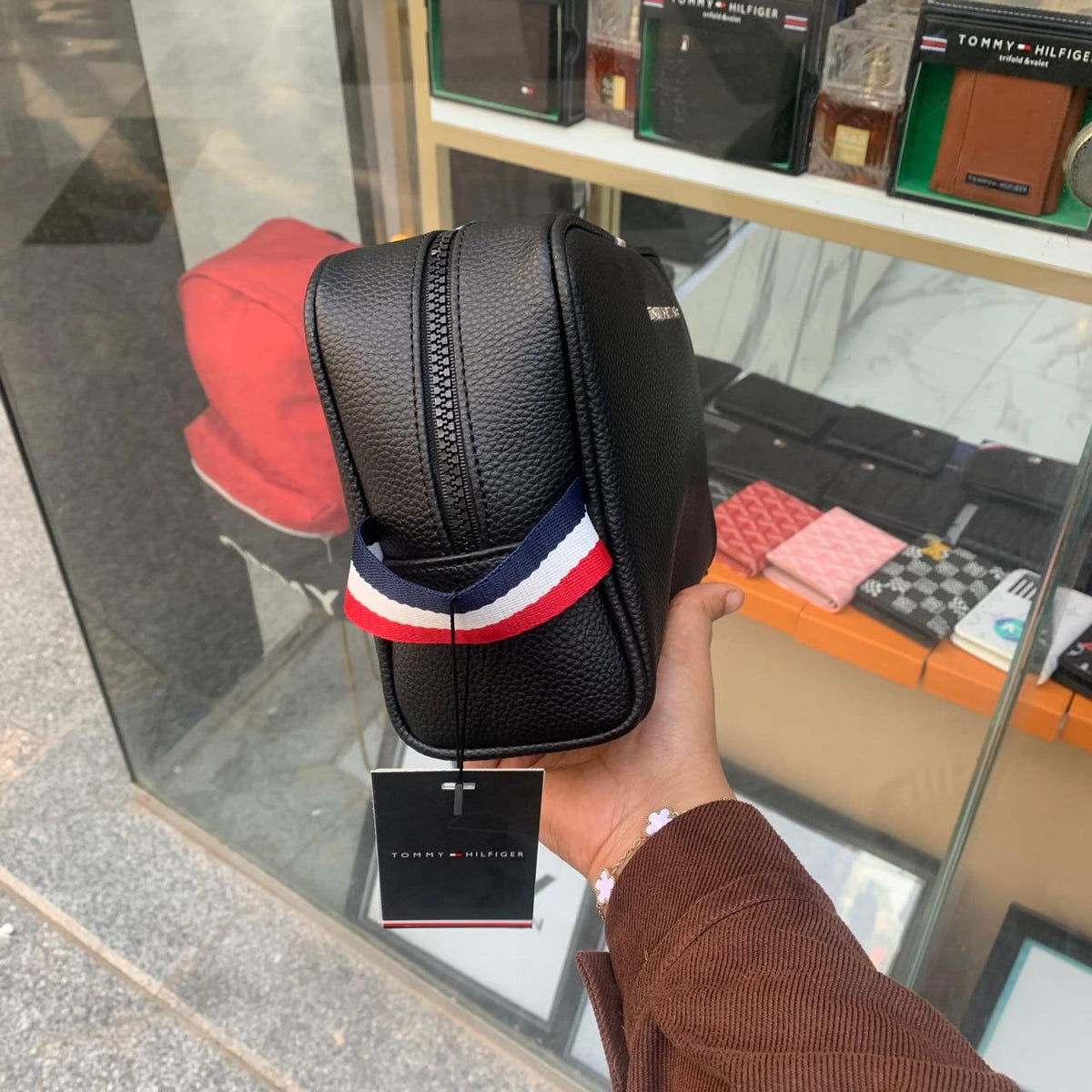 Bag Hand TM