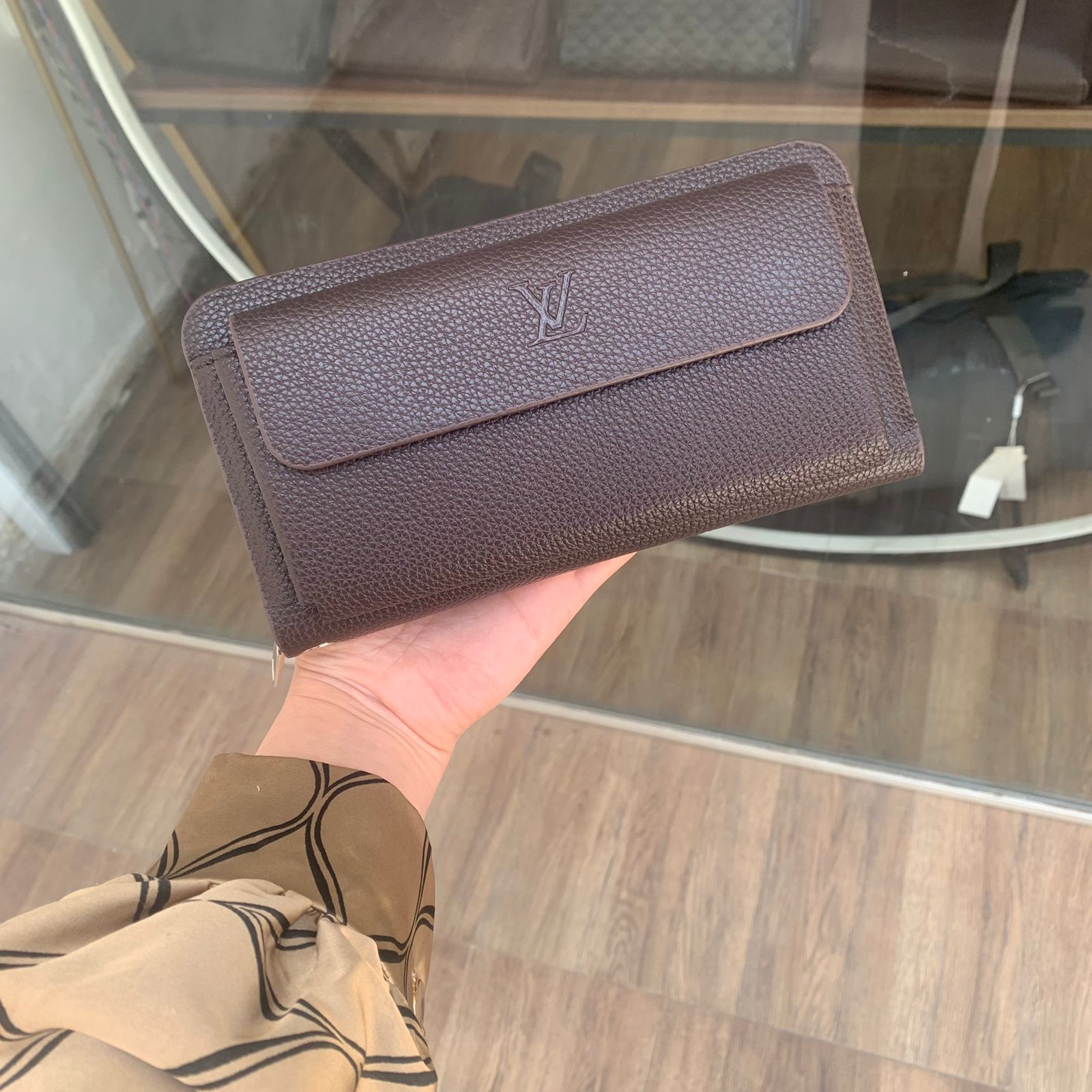Bag wallet Lv