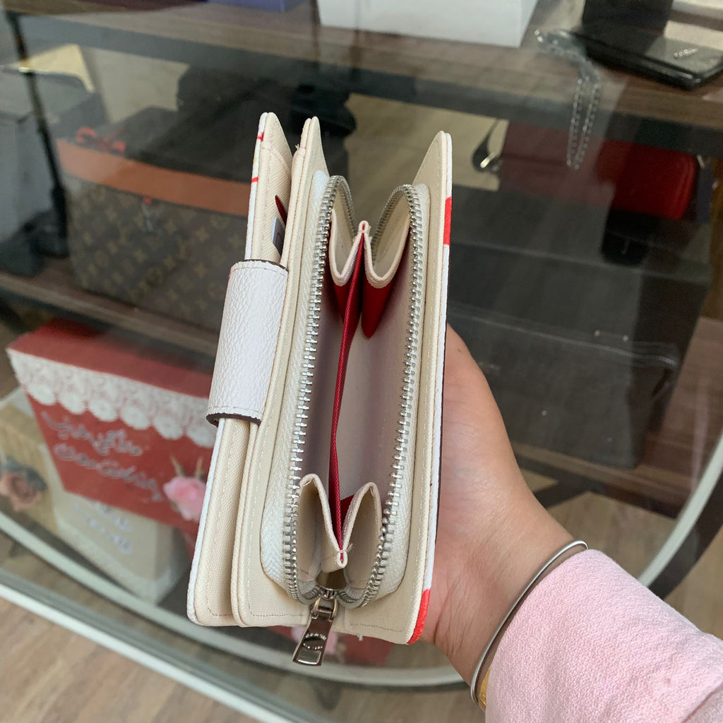 Wallet W co