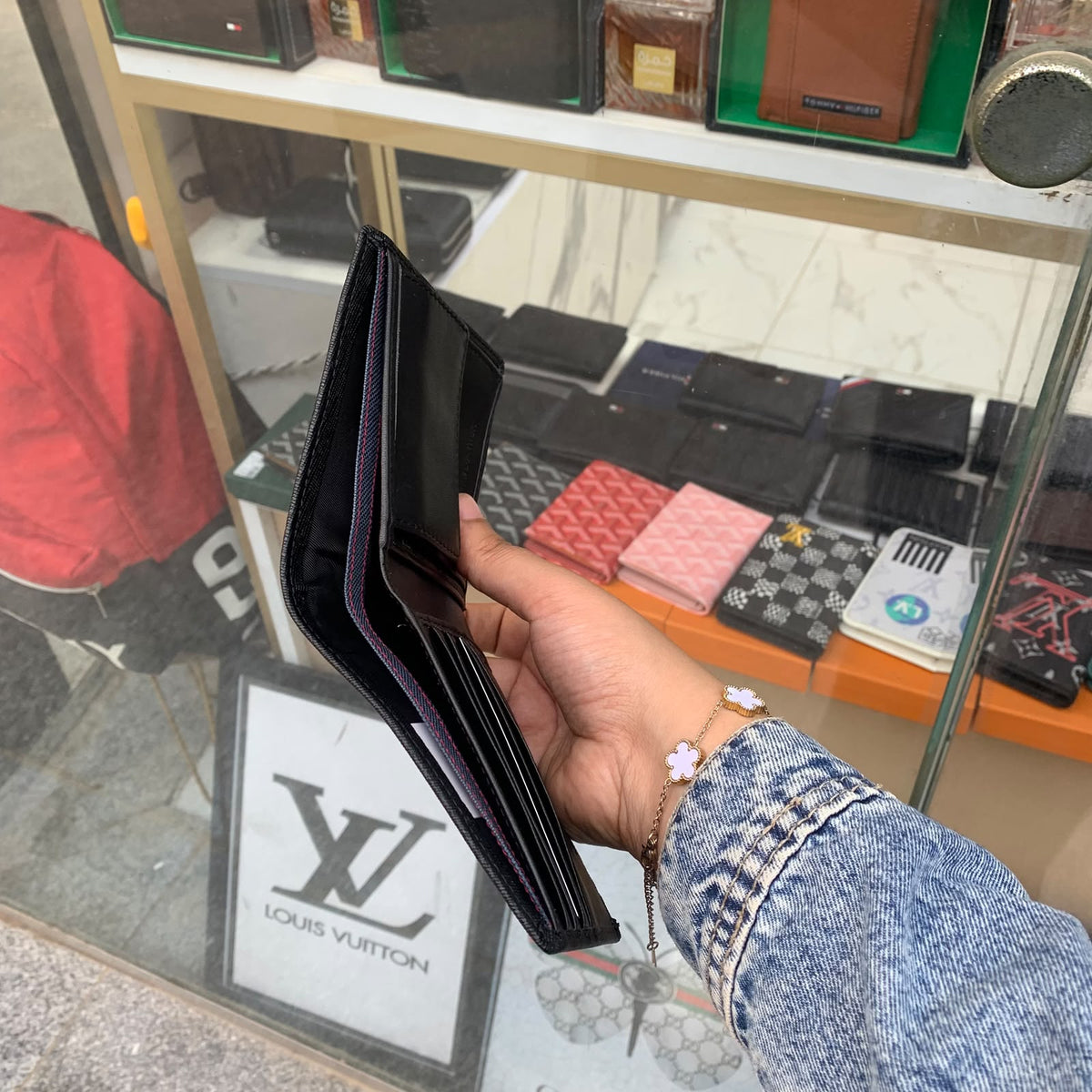 Wallet Tm